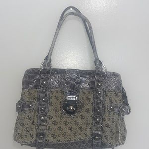Guess purse